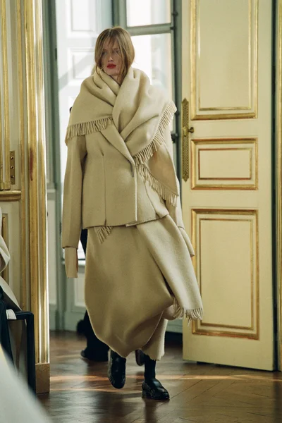 Look 39